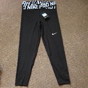 Nike Pro leggings